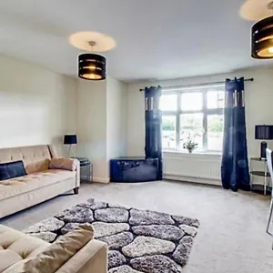 https://apt-the-wickets-2-bedroom-overlooking-cricket-club.yorkshirehotels.net